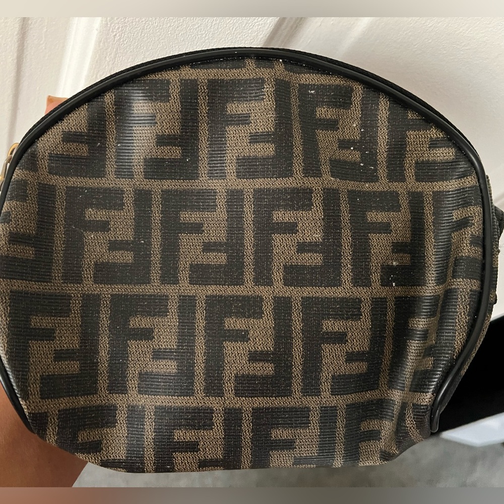 Fendi Small purse/makeup bag - Picture 2 of 4